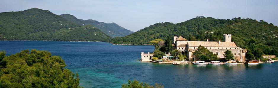 Mljet Sunset Apartments Pomena Exteriér fotografie