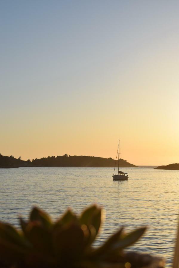 Mljet Sunset Apartments Pomena Exteriér fotografie